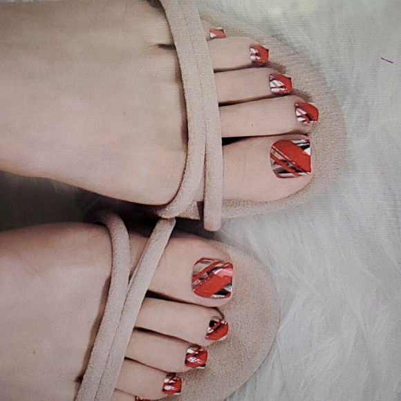Press on Nail 24 pieces Stripe False Toe nail - Picture 1 of 3